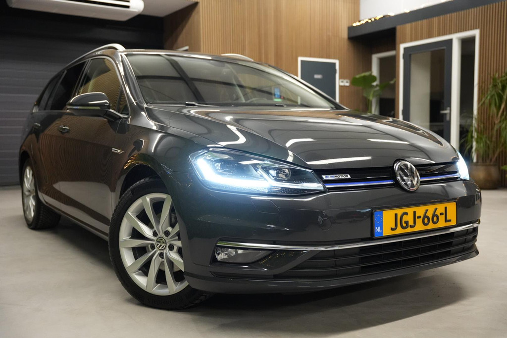 Volkswagen Golf Variant 1.5 TSI Highline DSG / LED / Camera / CarPlay 47835049-2.jpg | Loenen's Autobedrijf