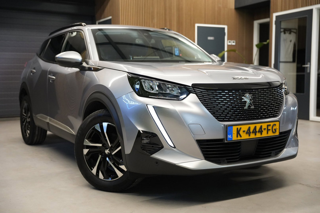 Peugeot 2008 1.2 PureTech Allure / Achteruitrijcamera / CarPlay 51887951-4.jpg | Loenen's Autobedrijf