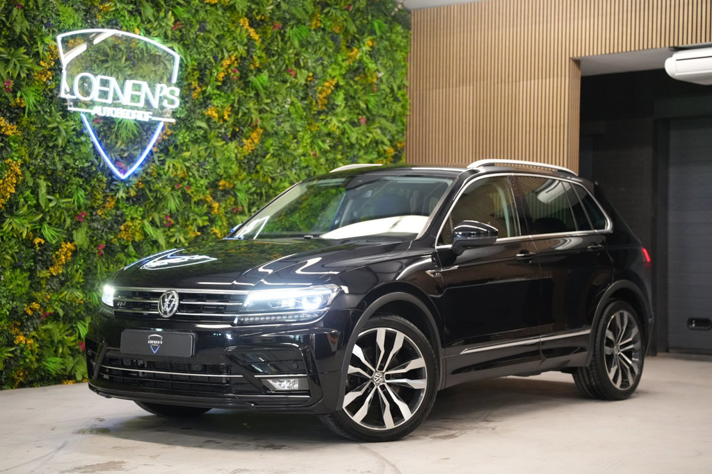 Volkswagen Tiguan 2.0 TSI 4Motion R-Line / Trekhaak / 20 inch velgen / CarPlay 53214659-0.jpg | Loenen's Autobedrijf