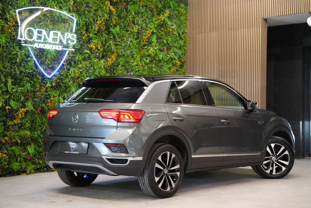 Volkswagen T-Roc 1.5 TSI IQ.Drive automaat / Trekhaak / CarPlay / Cruise / PDC 53235153-1.jpg | Loenen's Autobedrijf