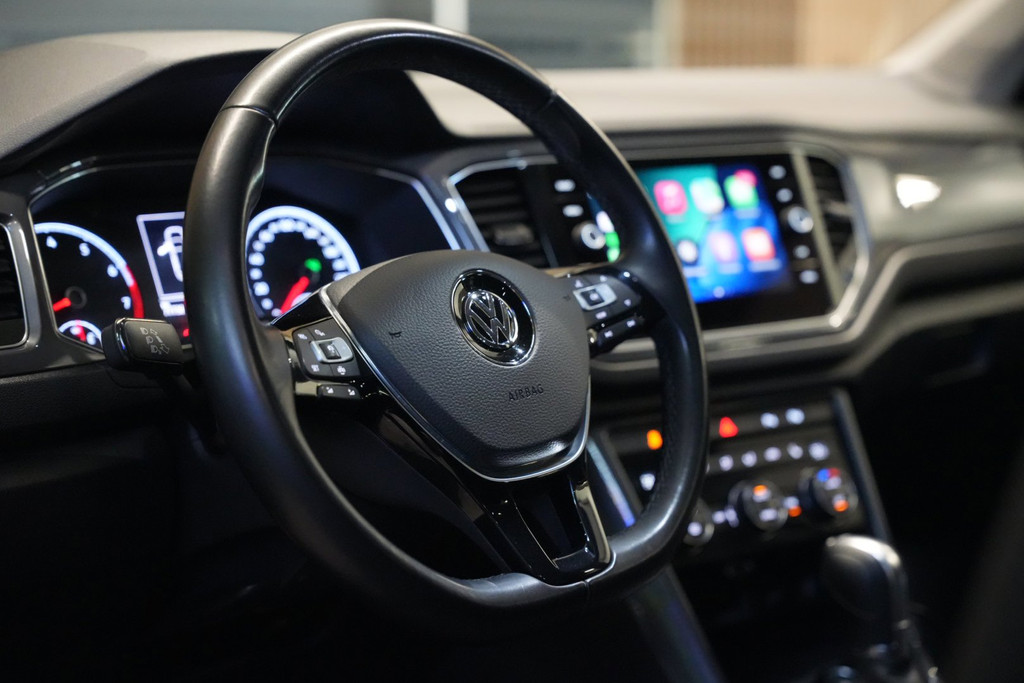 Volkswagen T-Roc 1.5 TSI IQ.Drive automaat / Trekhaak / CarPlay / Cruise / PDC 53235153-3.jpg | Loenen's Autobedrijf