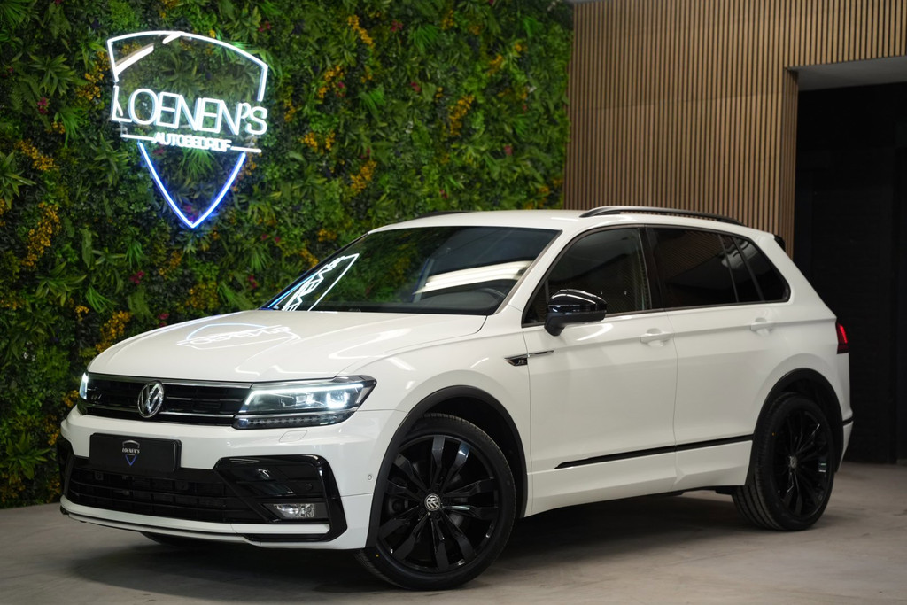 Volkswagen Tiguan 2.0 TSI 4Motion 3x R-Line / Trekhaak / Camera / CarPlay / 20 inch 53349111-0.jpg | Loenen's Autobedrijf