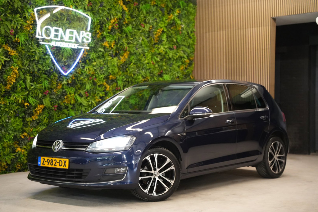 Volkswagen Golf 1.2 TSI Lounge Edition automaat / Cruise / Parkeersensoren / Stoelv 53574555-0.jpg | Loenen's Autobedrijf
