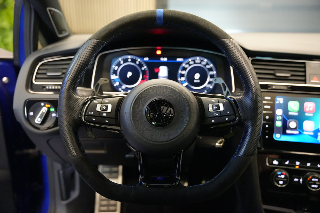 Volkswagen Golf 2.0 TSI 4Motion R / Pano / DynAudio / ACC / Camera 53711455-3.jpg | Loenen's Autobedrijf
