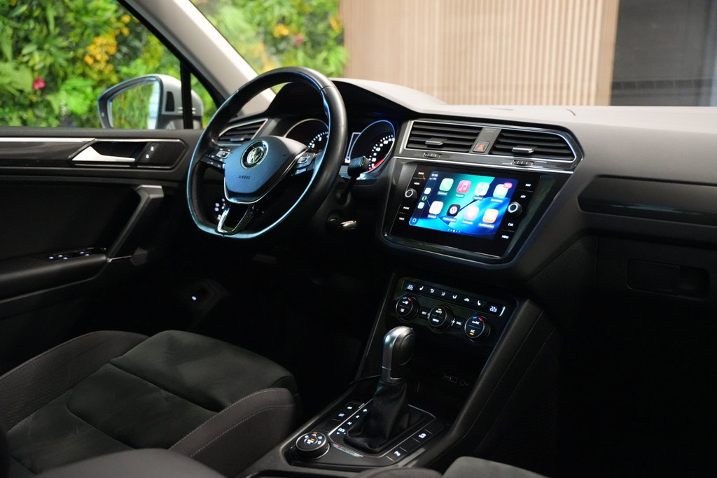 Volkswagen Tiguan 2.0 TSI 4Motion R-Line / Trekhaak / CarPlay / ACC / 53930283-2.jpg | Loenen's Autobedrijf
