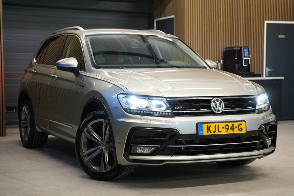 Volkswagen Tiguan 2.0 TSI 4Motion R-Line / Trekhaak / CarPlay / ACC / 53930283-4.jpg | Loenen's Autobedrijf