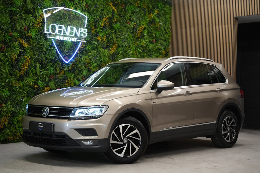Volkswagen Tiguan 1.4 TSI ACT Highline / Trekhaak / Cruise / PDC 54272046-0.jpg | Loenen's Autobedrijf