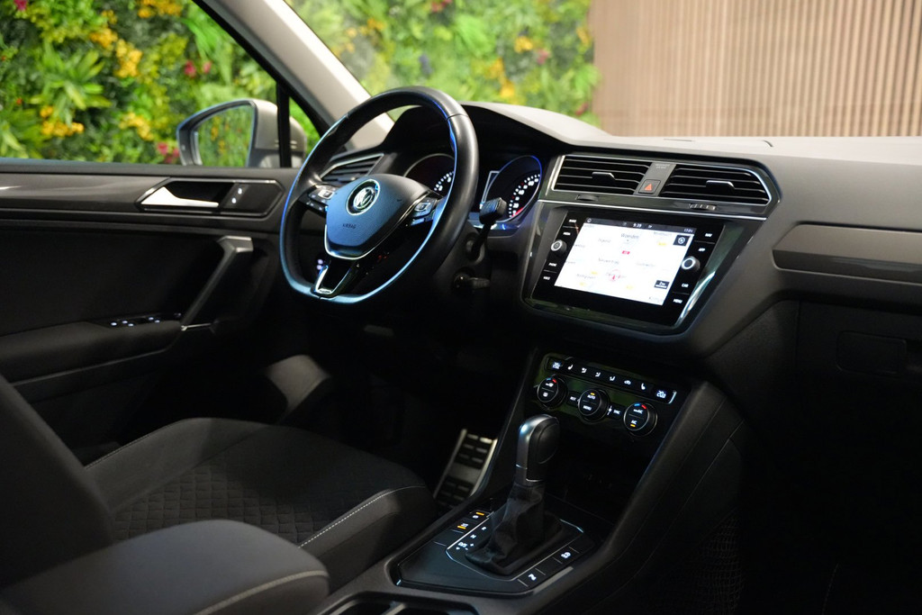 Volkswagen Tiguan 1.4 TSI ACT Highline / Trekhaak / Cruise / PDC 54272046-2.jpg | Loenen's Autobedrijf