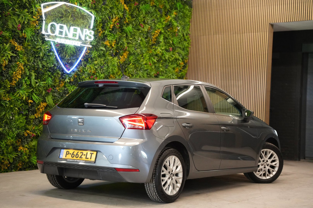 SEAT Ibiza 1.0 TSI / Cruise / CarPlay / Stoelverwarming / PDC 54336299-1.jpg | Loenen's Autobedrijf