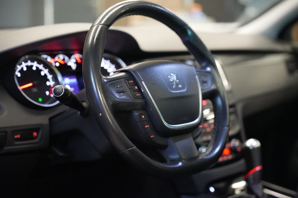 Peugeot 508 SW 1.6 THP Allure Automaat / Pano / Trekhaak / Navi 54522708-3.jpg | Loenen's Autobedrijf