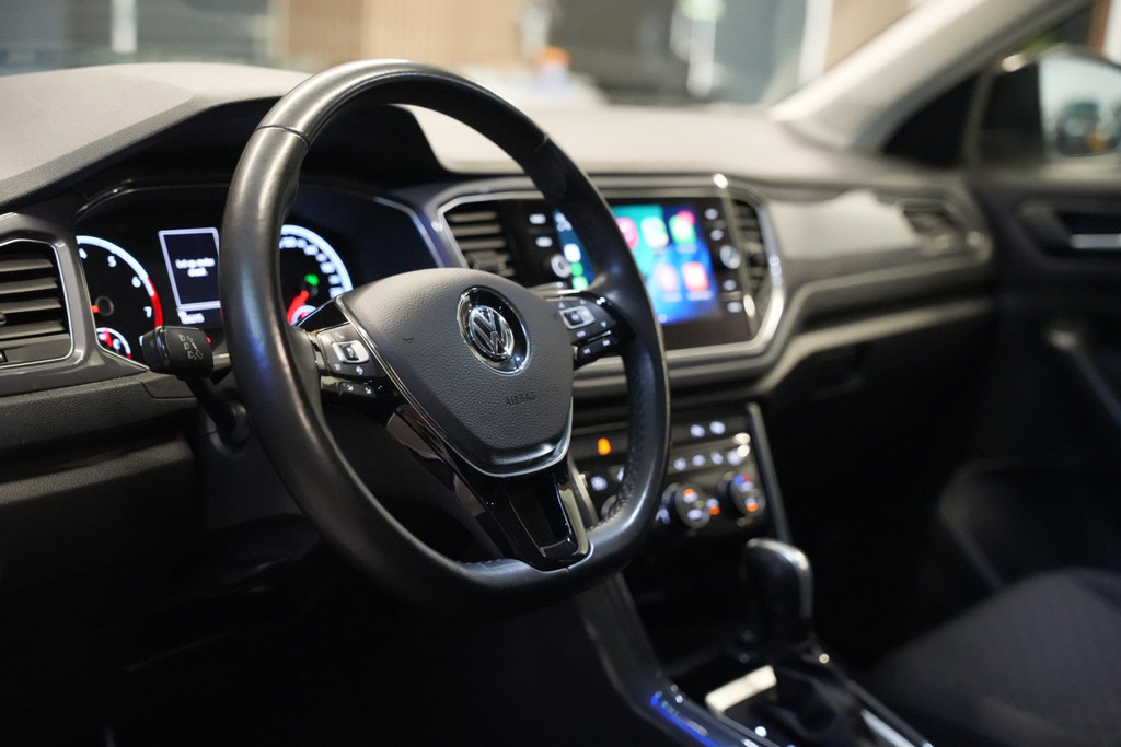 Volkswagen T-Roc 1.5 TSI ACT IQ.Drive Automaat / Trekhaak / Camera / ACC 54577374-3.jpg | Loenen's Autobedrijf
