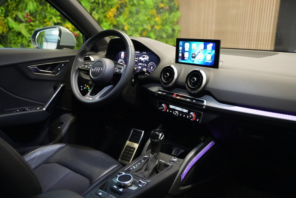 Audi Q2 35 TFSI 3x S-Line / Trekhaak / Camera / CarPlay 54807741-2.jpg | Loenen's Autobedrijf