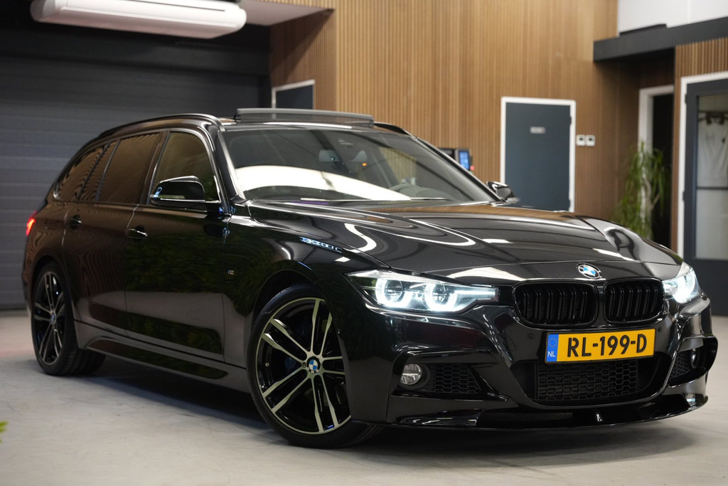 BMW 3 Serie Touring 318i M-Sport / Pano / Trekhaak / H&K / HUD / Memory 54838863-4.jpg | Loenen's Autobedrijf