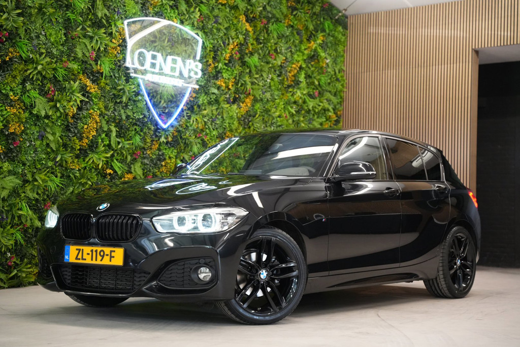 BMW 1 Serie 118i M Sport Edition / Cruise / CarPlay / Stoelverwarming 55355749-0.jpg | Loenen's Autobedrijf
