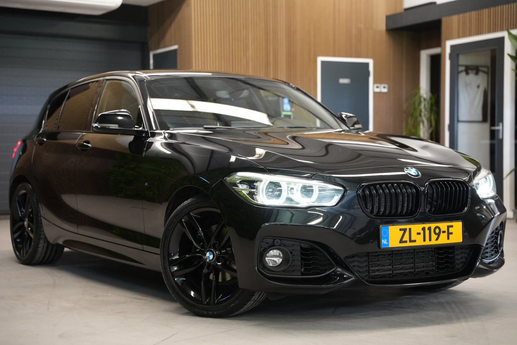 BMW 1 Serie 118i M Sport Edition / Cruise / CarPlay / Stoelverwarming 55355749-4.jpg | Loenen's Autobedrijf
