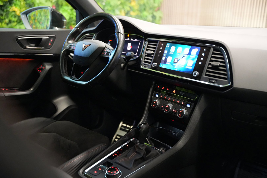 CUPRA Ateca 2.0 TSI 4DRIVE / Camera / CarPlay / Sfeerverlichting / Cruise 55627607-2.jpg | Loenen's Autobedrijf
