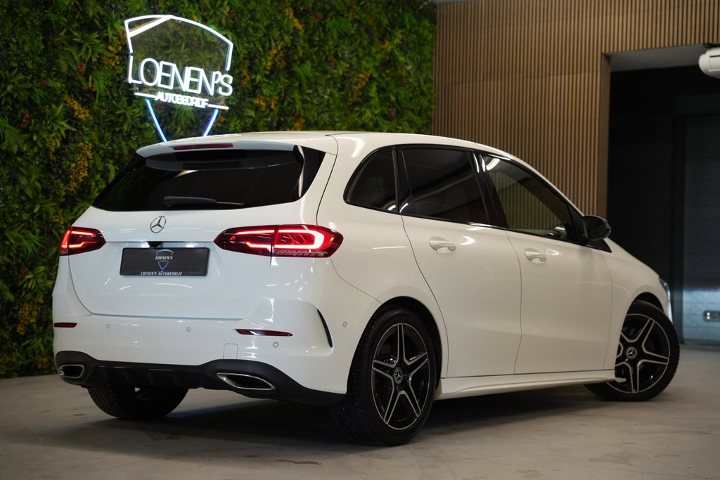 Mercedes-Benz B-Klasse 200 AMG Line / Night pakket / Camera / Sfeerverlichting/ Stoelverwarming 55934364-1.jpg | Loenen's Autobedrijf