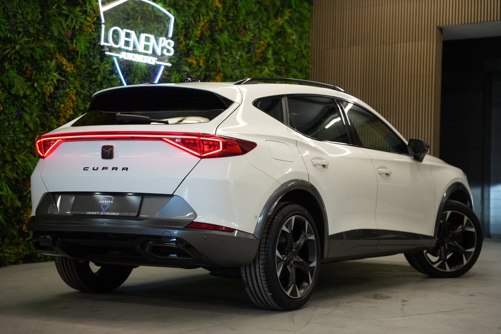 CUPRA Formentor 1.5 TSI / Camera / CarPlay / ACC / LED 55937412-1.jpg | Loenen's Autobedrijf