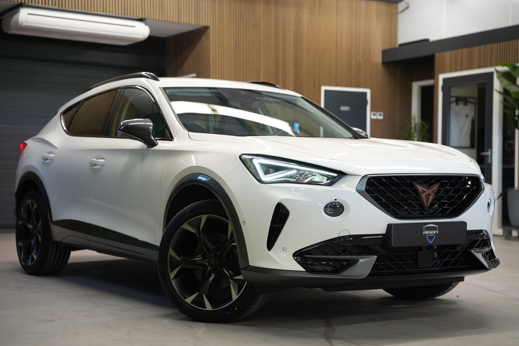 CUPRA Formentor 1.5 TSI / Camera / CarPlay / ACC / LED 55937412-4.jpg | Loenen's Autobedrijf