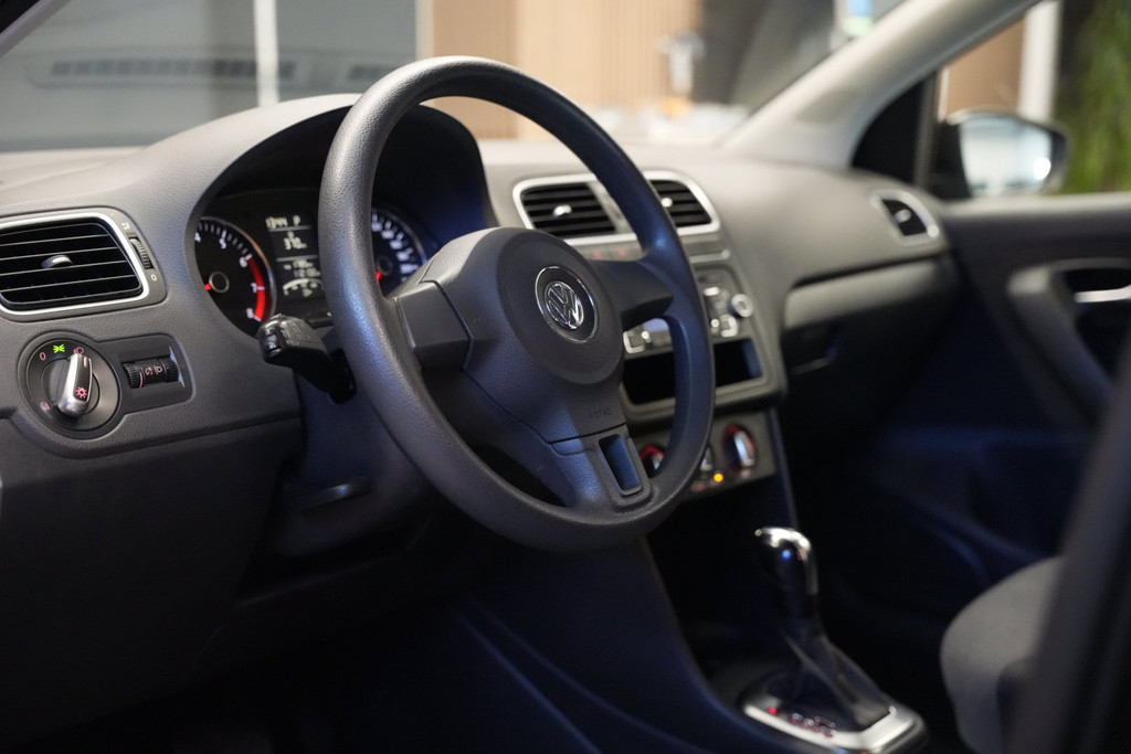 Volkswagen Polo 1.4-16V Comfortline DSG Automaat / Nwe Riem / Cruise / Airco 56011834-3.jpg | Loenen's Autobedrijf