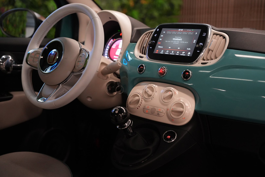 Fiat 500 0.9 TwinAir Turbo Anniversario / Panorama dak / CarPlay / Cruise Control 56240342-2.jpg | Loenen's Autobedrijf