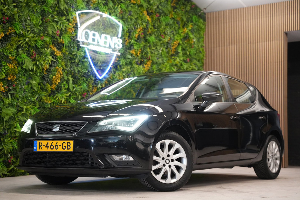 SEAT Leon 1.2 TSI Style / LED / Cruise / Parkeersensoren / Airco 56250721-0.jpg | Loenen's Autobedrijf