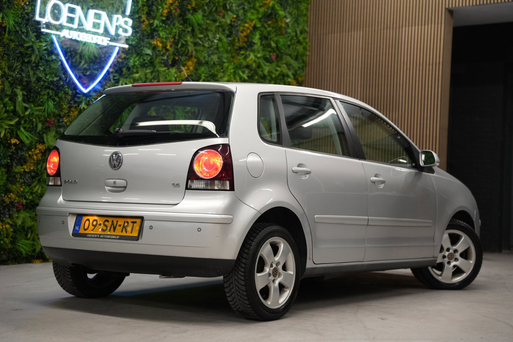 Volkswagen Polo 1.4-16V Optive Automaat / Airco / Radio 56547443-1.jpg | Loenen's Autobedrijf