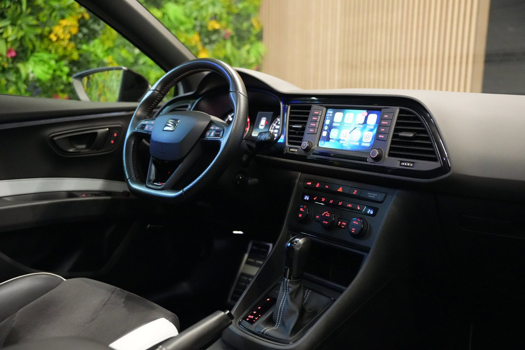SEAT Leon ST 2.0 TSI Cupra 280 / Pano / CarPlay / Camera / Seat Sound 56687262-2.jpg | Loenen's Autobedrijf