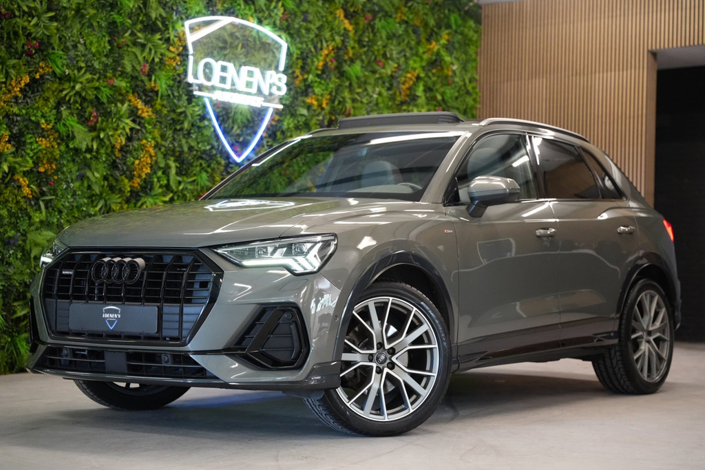 Audi Q3 45 TFSI quattro S Line edition one / Pano / CarPlay / ACC / Camera 56835093-0.jpg | Loenen's Autobedrijf