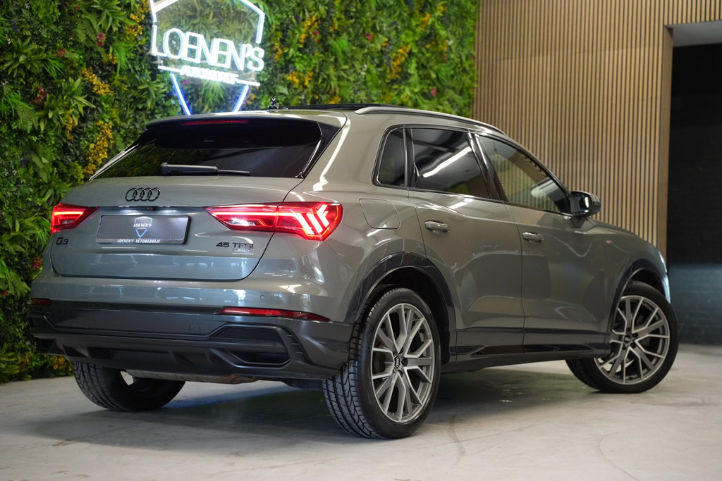 Audi Q3 45 TFSI quattro S Line edition one / Pano / CarPlay / ACC / Camera 56835093-1.jpg | Loenen's Autobedrijf