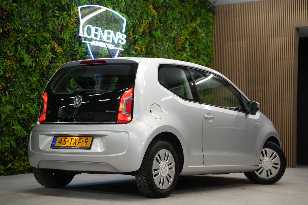 Volkswagen up! 1.0 move up! BlueMotion / Airco / Radio 57052236-1.jpg | Loenen's Autobedrijf