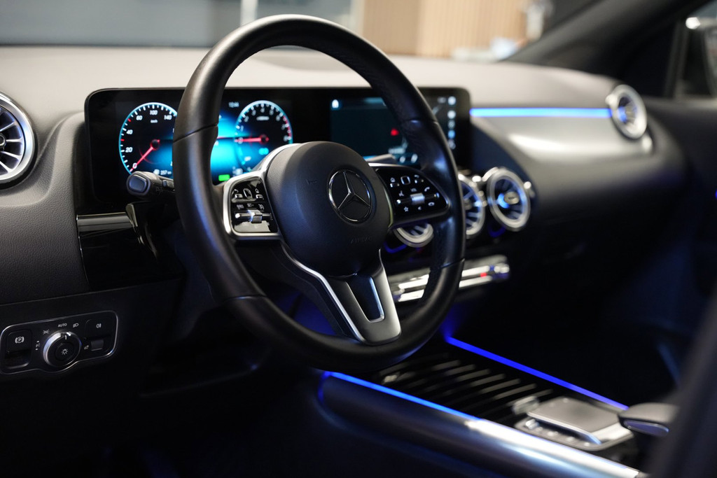 Mercedes-Benz GLA 250 e Progressive SOH 96% / Camera / Cruise / Sfeerverlichting / Stoelver 57339853-3.jpg | Loenen's Autobedrijf